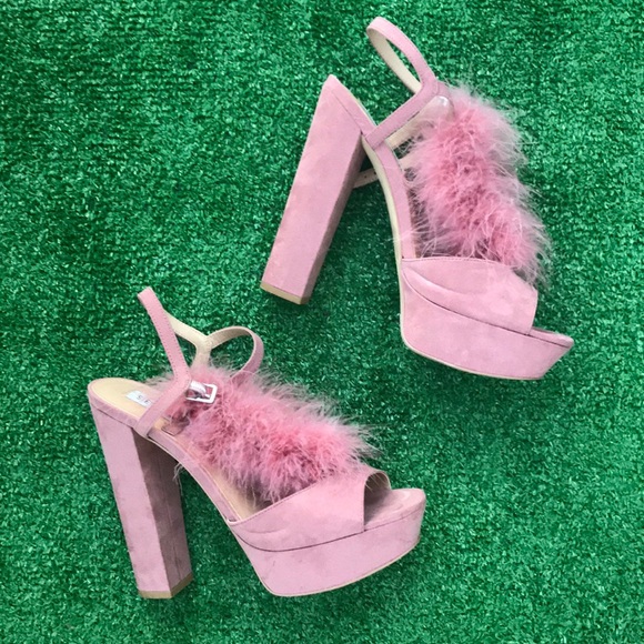 Steve Madden Shoes - STEVE MADDEN Platform Sandals 💕